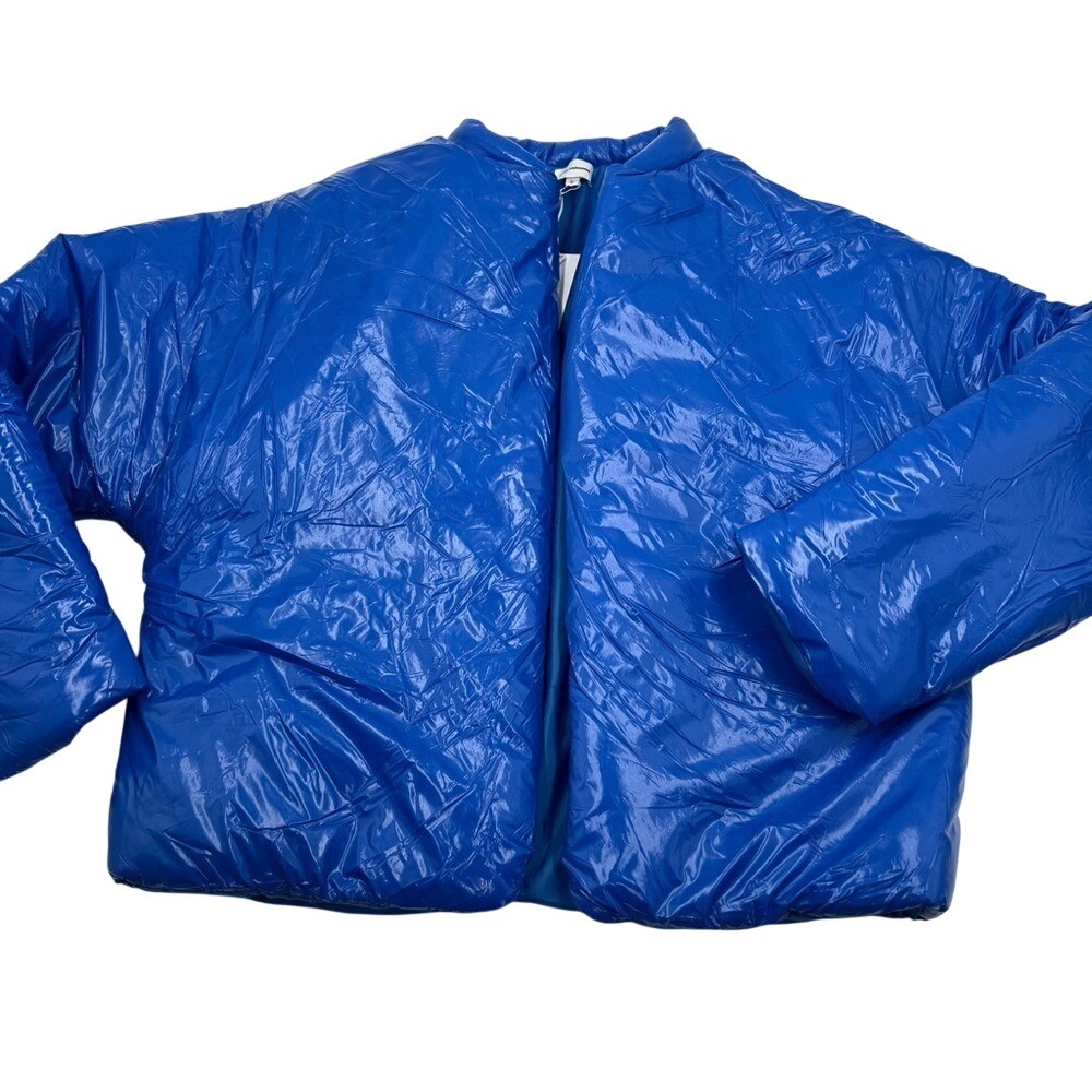 Club Paradise unisex Paxton Puffer Jacket‎ in blue size Large. NWT.